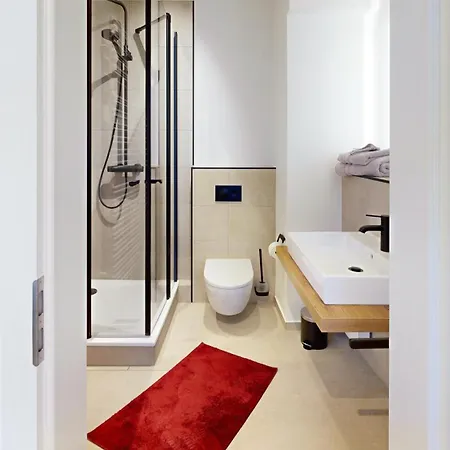 01 No 8a Boardinghouse *