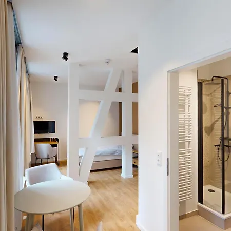 01 No 8a Boardinghouse Daire *